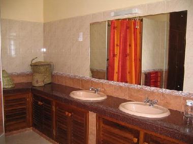 Badezimmer der Masterszimmer, mit Graniet