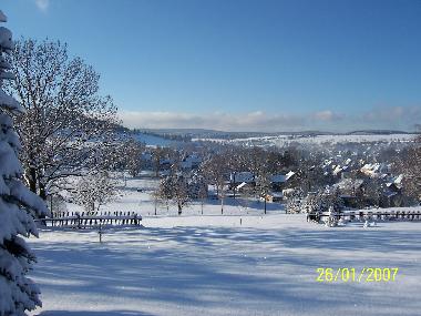 Blick zu Skilift und Crottendorf