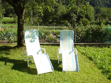 Bequeme Liegest�hle im Garten