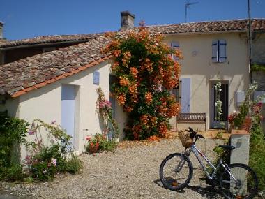 Ferienhaus in Civrac (Charente-Maritime) oder Ferienwohnung oder Ferienhaus