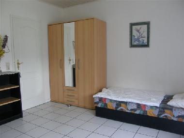 Dreibettzimmer (Einzelbett)
