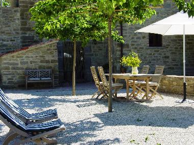 Pension in Pietralunga (PG) (Perugia) oder Ferienwohnung oder Ferienhaus