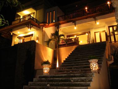 Pension in Uluwatu (Bali) oder Ferienwohnung oder Ferienhaus