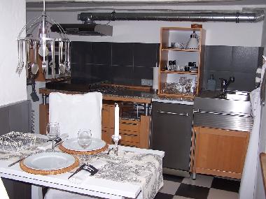 Modulk�che von Zeyko, K�hl-/Gefrierkombination, Ceran-Kochfeld...