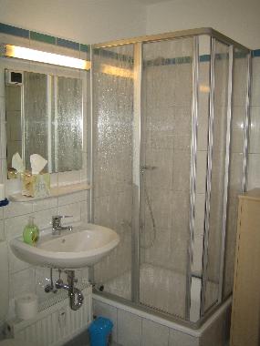 Badezimmer/Dusche/Toilette