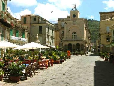 Ferienwohnung in 89861 (Vibo Valentia) oder Ferienwohnung oder Ferienhaus