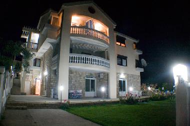 Ferienhaus in Ulcinj (Montenegro) oder Ferienwohnung oder Ferienhaus