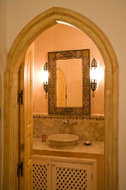 Badezimmer (eins von dreien)