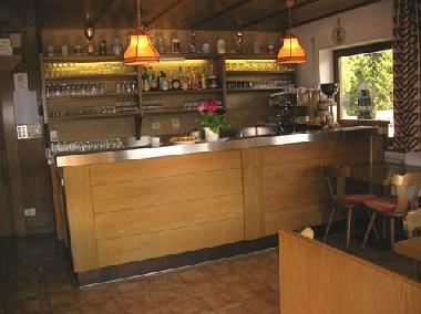 Gem�tlicher Aufenthaltsraum mit Bar und TV/Sat
