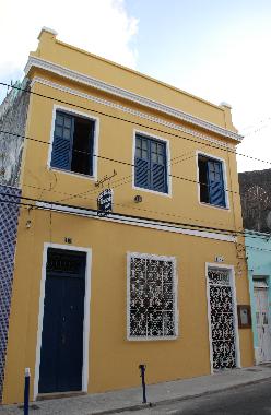 Hier ist die Pousada selbst. Sie befindet sic Mittendrin des Geschehens der Altstadt.