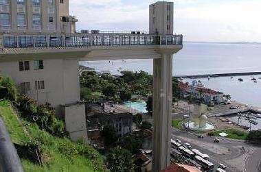 Elevador lacerda (Lifter) der verbindet sich die obere Stadt zur untere Stadt von Salvador, nat�rlic