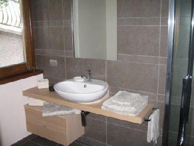 Pension in RIVA DI SOLTO (Bergamo) oder Ferienwohnung oder Ferienhaus