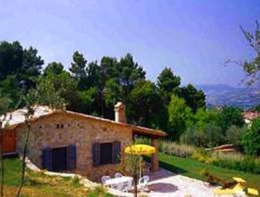 Ferienhaus in Pantalla (Perugia) oder Ferienwohnung oder Ferienhaus