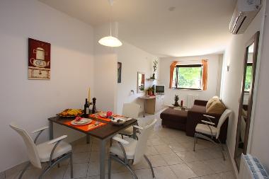 Ferienwohnung in Podstrana (Splitsko-Dalmatinska) oder Ferienwohnung oder Ferienhaus