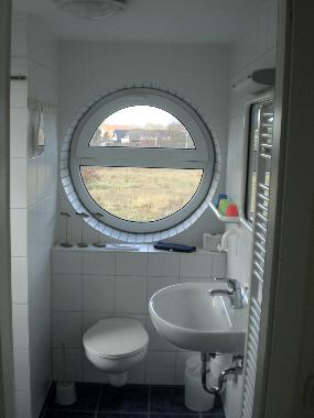 das obere Bad mit Dusche