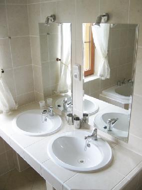 Haus Nr. 4 - Badezimmer 