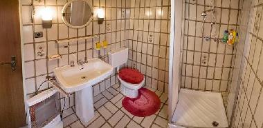 Dusche und WC