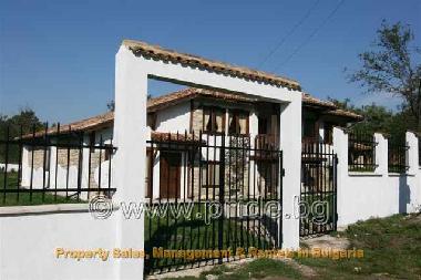 Ferienhaus in Zornitsa (Varna) oder Ferienwohnung oder Ferienhaus