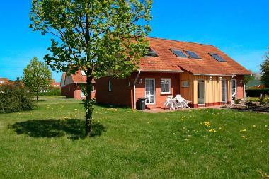 Ferienhaus in L�tow (Ostsee-Inseln) oder Ferienwohnung oder Ferienhaus
