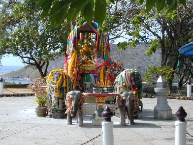 Laem Phrom Thep oberhalb von  Nai Harn