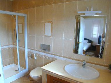 Doppelzimmer Kategorie 2: Bad