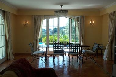 Ferienhaus in MOUGINS (Alpes-Maritimes) oder Ferienwohnung oder Ferienhaus