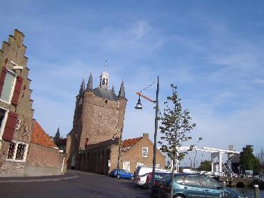 Zierikzee ist der Zentrumsort der ehemaligen Insel Schouwen-Duiveland. Der Ort steht in der Top-10-l