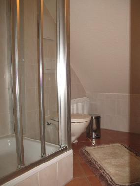 Ferienwohnung 2 (FEWO 2) - unser komfortables Appartement im Nebengeb�ude - Duschbad