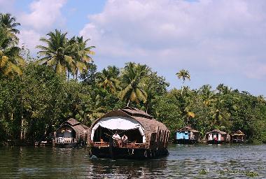 Boot in Kottayam (Kerala) oder Ferienwohnung oder Ferienhaus