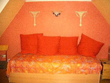 Dachgeschoss: Ruheraum mit Leseecke