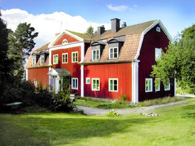 Ansicht vom s�dlichen Garten  Red Haven Cottage Ferienhaus Smaland S�dschweden