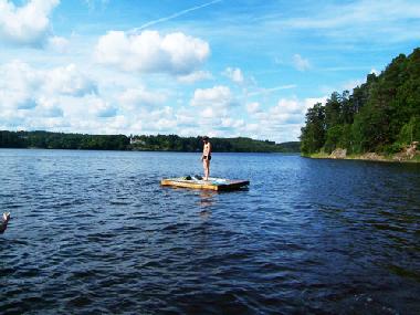 Der Badesee Storsj�n Red Haven Cottage Ferienhaus Smaland S�dschweden