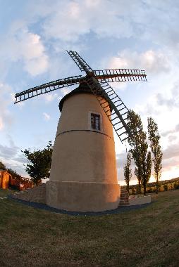 Ferienhaus in St Cyr Des Gats (Vend�e) oder Ferienwohnung oder Ferienhaus