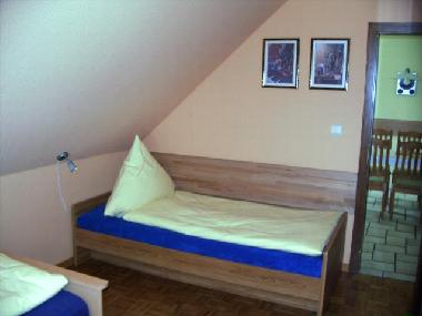 Das zweite Einzelbett im Balkonzimmer.