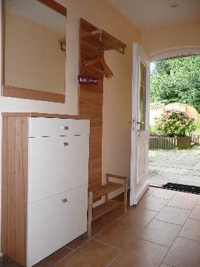 Flurbereich mit Ausgang zum Garten