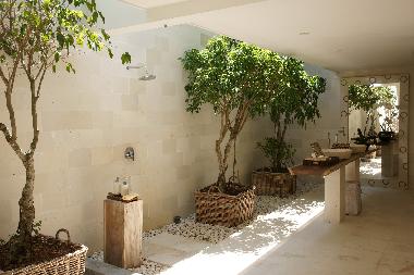 Ferienhaus in Canggu (Bali) oder Ferienwohnung oder Ferienhaus