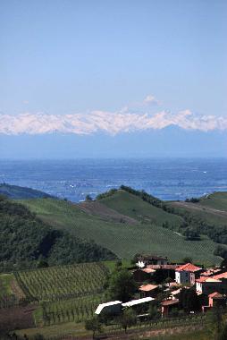 Ferienwohnung in Montecalvo Versiggia (Pavia) oder Ferienwohnung oder Ferienhaus