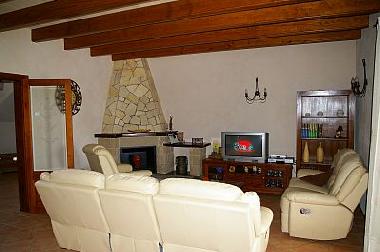 Der Wohnbereich mit Sat-TV