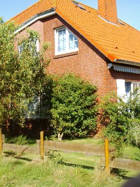 Ferienhaus in Nesse-Ne�mersiel (Nordsee-Festland / Ostfriesland) oder Ferienwohnung oder Ferienhaus
