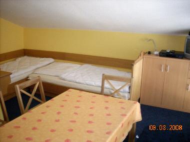 Schlaf-/Esszimmer