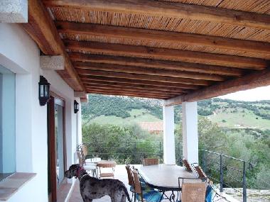 Veranda mit Blick in die Landschaft