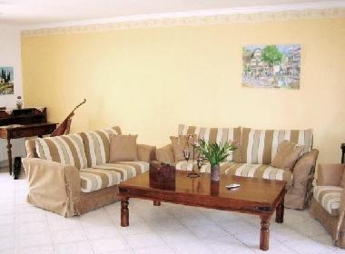 Ferienhaus in Molleges (Bouches-du-Rh�ne) oder Ferienwohnung oder Ferienhaus