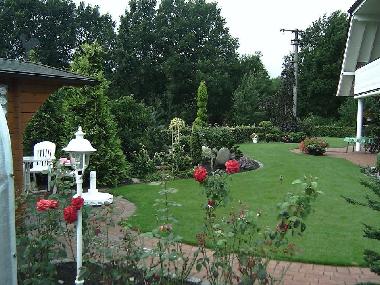 In unserem Garten k�nnen Sie sich Wohlf�hlen 