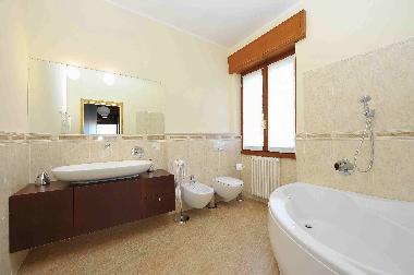 Ferienhaus in Lezzeno (Como) oder Ferienwohnung oder Ferienhaus