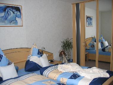 Ferienwohnung in Gossersweiler-Stein bei Landau  (Pfalz) oder Ferienwohnung oder Ferienhaus