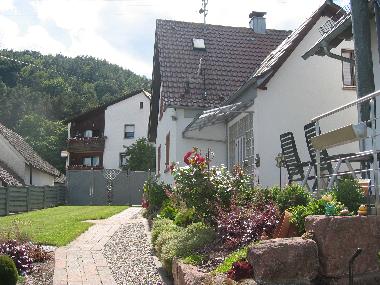 Ferienwohnung in Gossersweiler-Stein bei Landau  (Pfalz) oder Ferienwohnung oder Ferienhaus