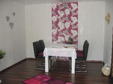 Ferienwohnung in Gossersweiler-Stein bei Landau  (Pfalz) oder Ferienwohnung oder Ferienhaus