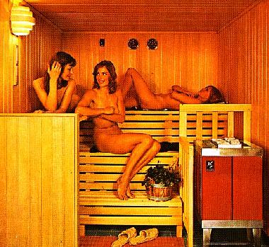 Im groen Badezimmer befindet sich die Sauna.