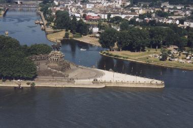 50 km entferntes Koblenz an Rhein und Mosel