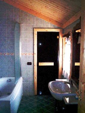 Badezimmer mit Jacuzzi